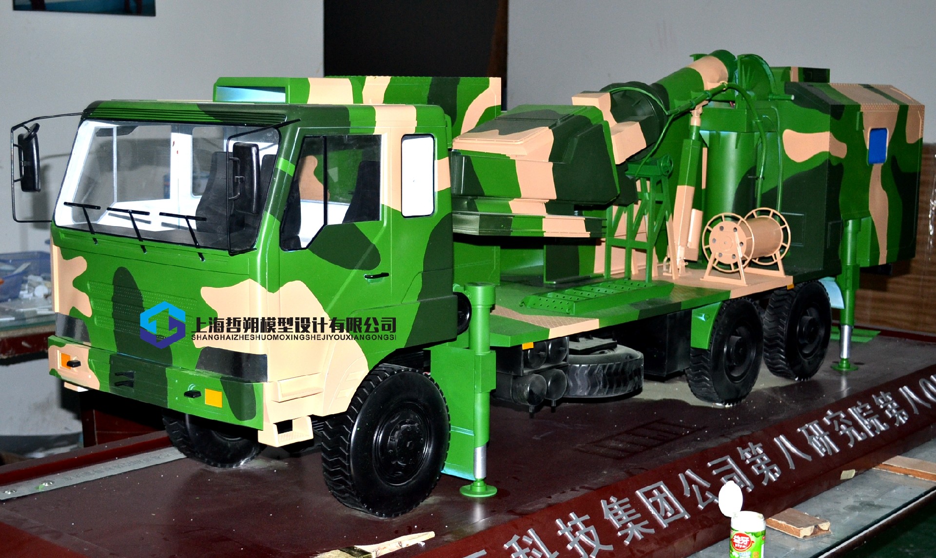 雷达军车1.jpg